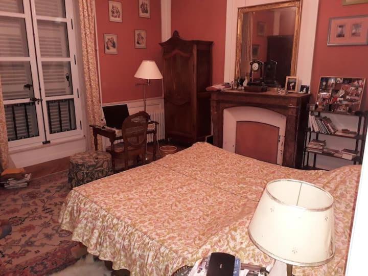 Bed and Breakfast Manoir Des Etrichets Saint-Saturnin  Zewnętrze zdjęcie